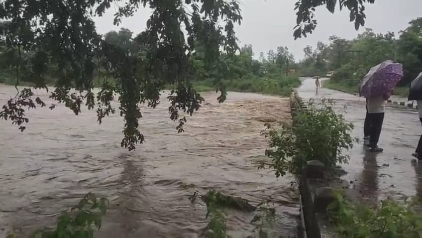 लगातार बारिश ने जनजीवन किया अस्त-व्यस्त, अरपा नदी उफान पर ,गौरेला-पेंड्रा-मरवाही और बिलासपुर के बीच संपर्क टूटा