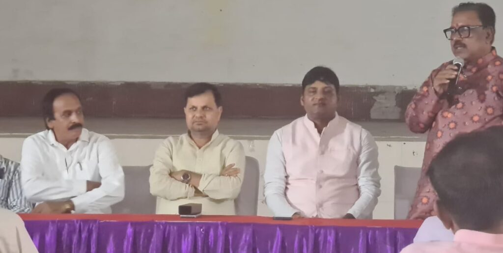 सामूहिक नेतृत्व में मनाया जाएगा छठ महापर्व, संचालन समिति का हुआ गठन