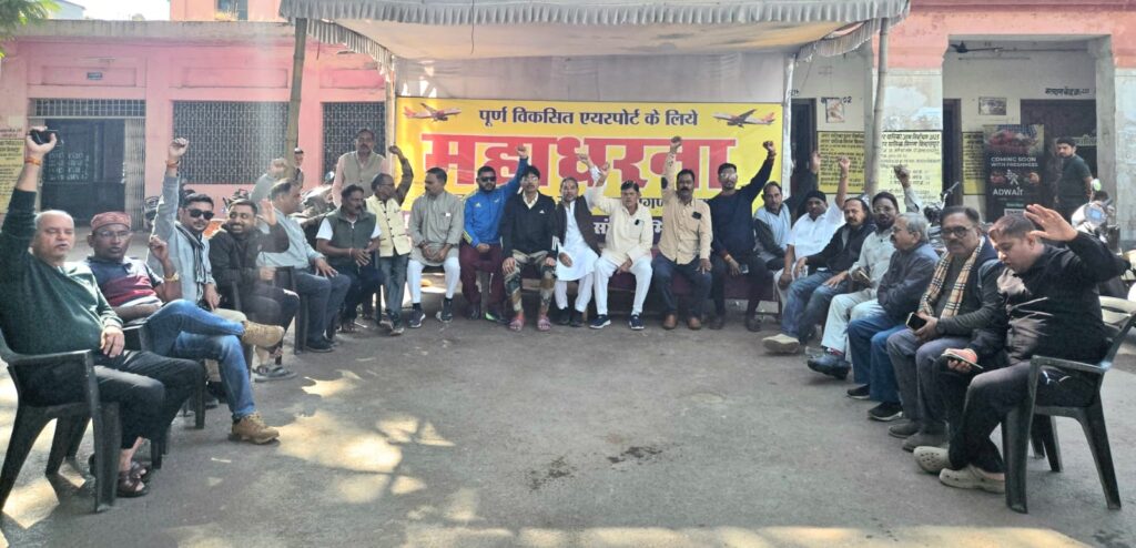 मोनोपोली का नुकसान झेल रहा है देश ,दो तिहाई हवाई उड़ान मार्केट पर एक ही एयरलाइंस, उसमे परेशानी आई और पूरा सिस्टम ध्वस्त 