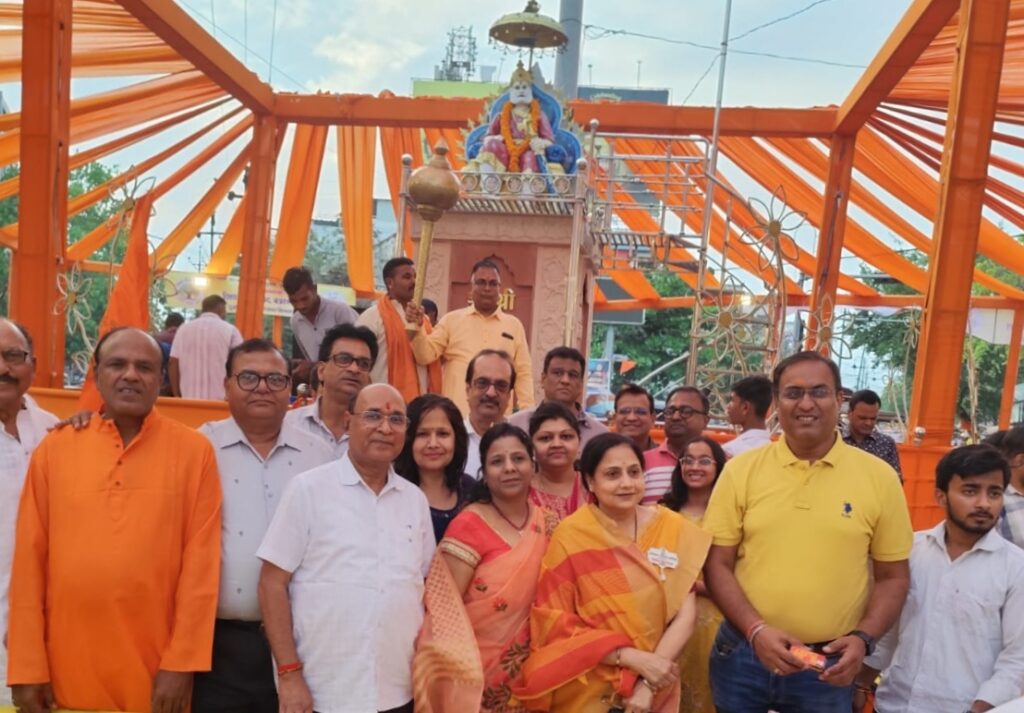 अग्रवाल समाज ने हिंदू नव वर्ष पर निकली शोभा यात्रा का किया स्वागत