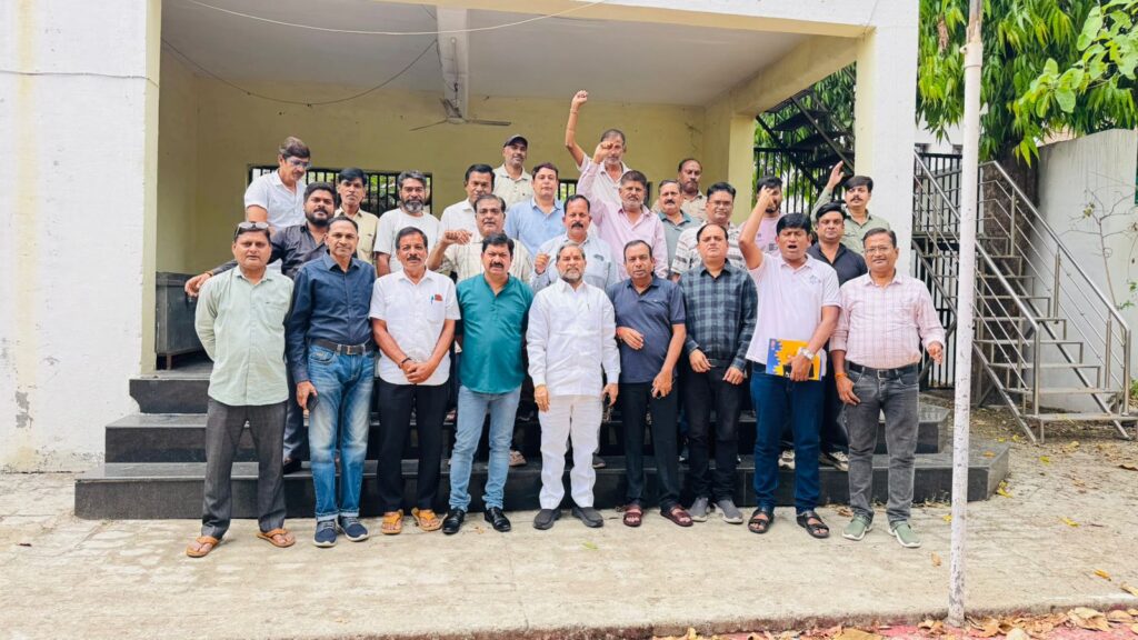 गठन सृजन अभियान के तहत वार्ड क्रमांक 15 विकास नगर में हुई कांग्रेस की बैठक