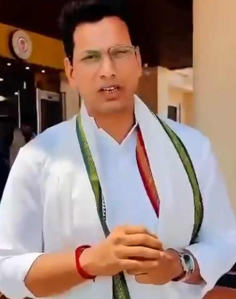 महिला आरक्षण के नाम पर  मोदी ,शाह अपनी राजनीति बचाने और सत्ता में बने रहने का कूट रचित प्रयास कर रहे है, जिसे देश की महिलाओं ने  अच्छी तरह समझ लिया है :देवेंद्र यादव