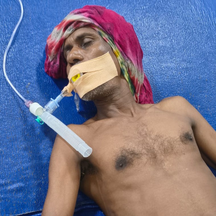 फरहदा गाँव में 60 साल से कब्जे वाली जमीन ,मकान को खाली करने लगातार धमकी मिलने से परेशान ग्रामीण ने जहर का सेवन किया,सिम्स में भर्ती