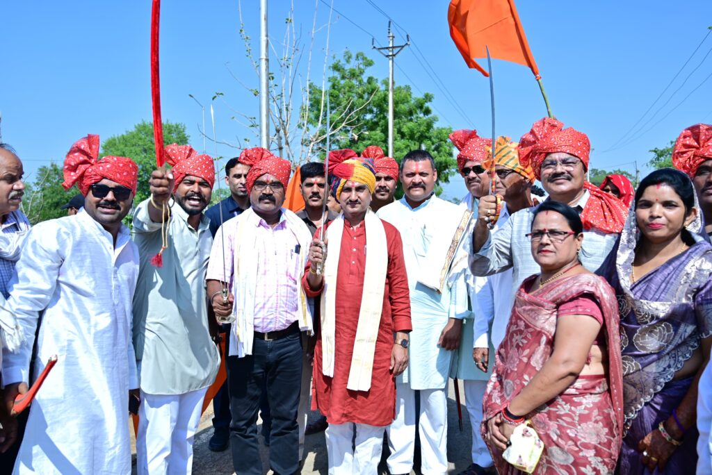 केन्द्रीय राज्य मंत्री  तोखन साहू ने विभिन्न सामाजिक एवं जनसंपर्क कार्यक्रमों में की सहभागिता,नवविवाहित जोड़ों को दिया आशीर्वाद, जनदर्शन में सुनी जनसमस्याएं एवं महाराणा प्रताप जयंती समारोह में