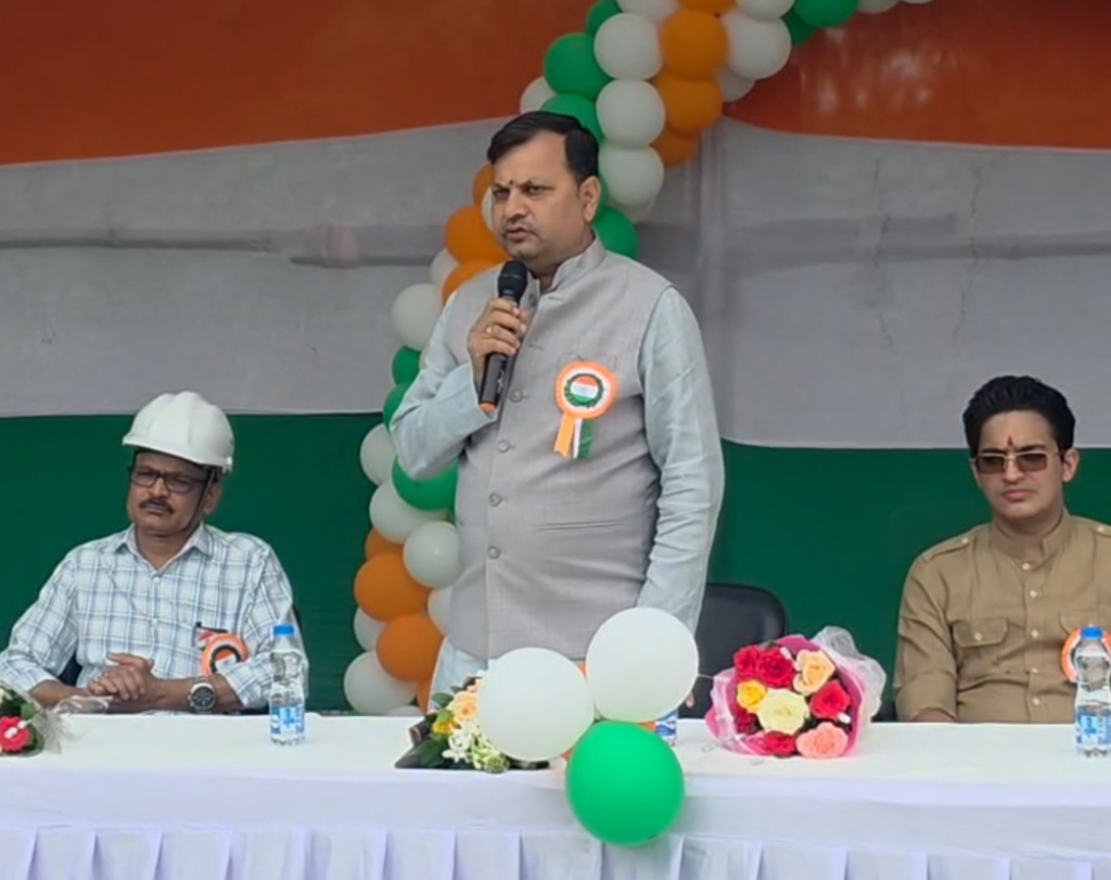 जहां लहराया तिरंगा, वहीं सेहत को मिला सहारा