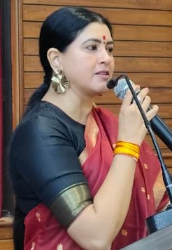 वन्दे मातरम् मित्र मंडल द्वारा काजल हिन्दुस्थानी का प्रबुद्ध वर्ग से संवाद,,   आज यश पैलेस में होगा हिन्दू समाज की बेटियों के लिए विशेष जागरूकता कार्यक्रम, भाषण प्रतियोगिता के विजेताओं का होगा पुरस्कार वितरण*