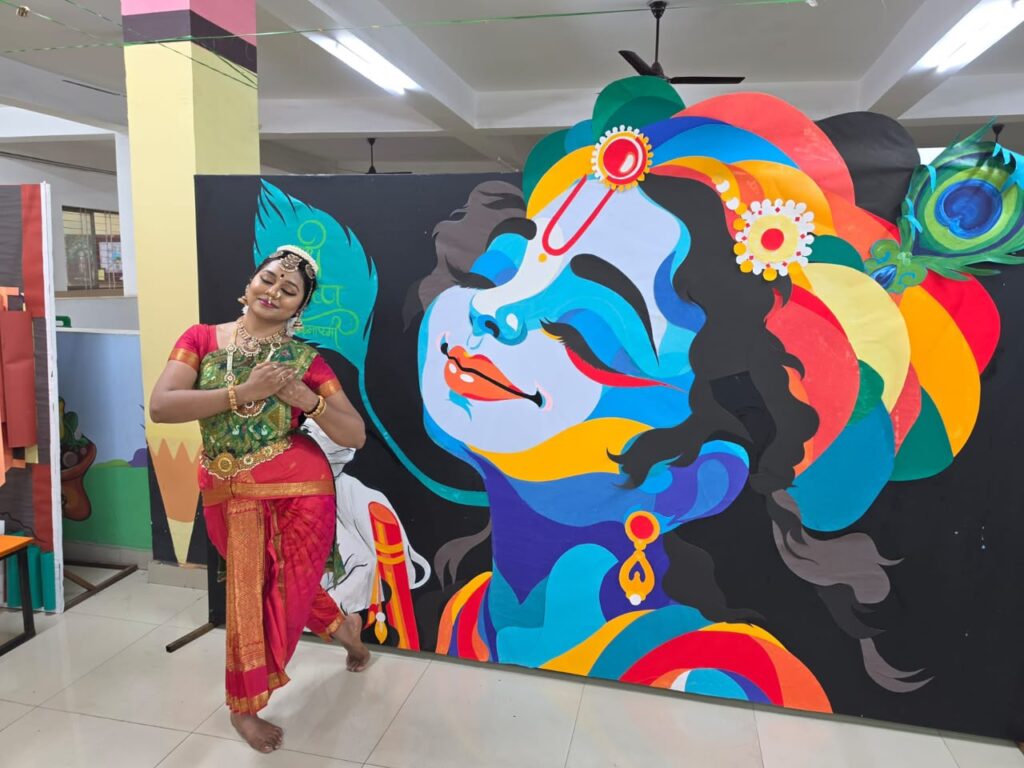 स्पिक मैके छत्तीसगढ़ चैप्टर द्वारा आयोजित ‘सप्तारंग – 7 नृत्य, 7 परंपराएं, 1 भारत’ श्रृंखला में देश की प्रमुख शास्त्रीय एवं पारंपरिक नृत्य शैलियों की प्रस्तुतियां आयोजित की गईं
