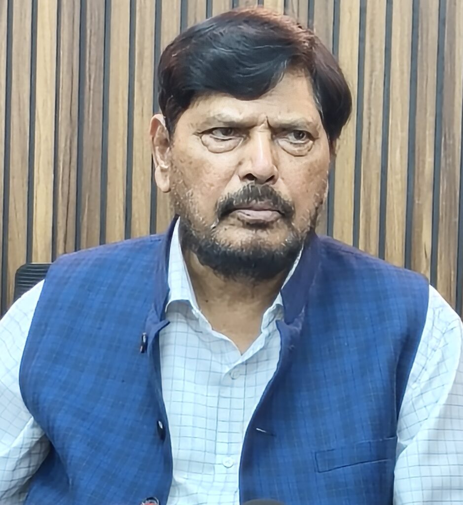 राहुल गाँधी नेता प्रतिपक्ष के तौर पर बेहतर काम कर रहे, पीएम बनने उन्हें इंतजार करना चाहिए और प्रधानमंत्री के खिलाफ झूठ आरोप लगाने से बचना चाहिए : रामदास अठावले