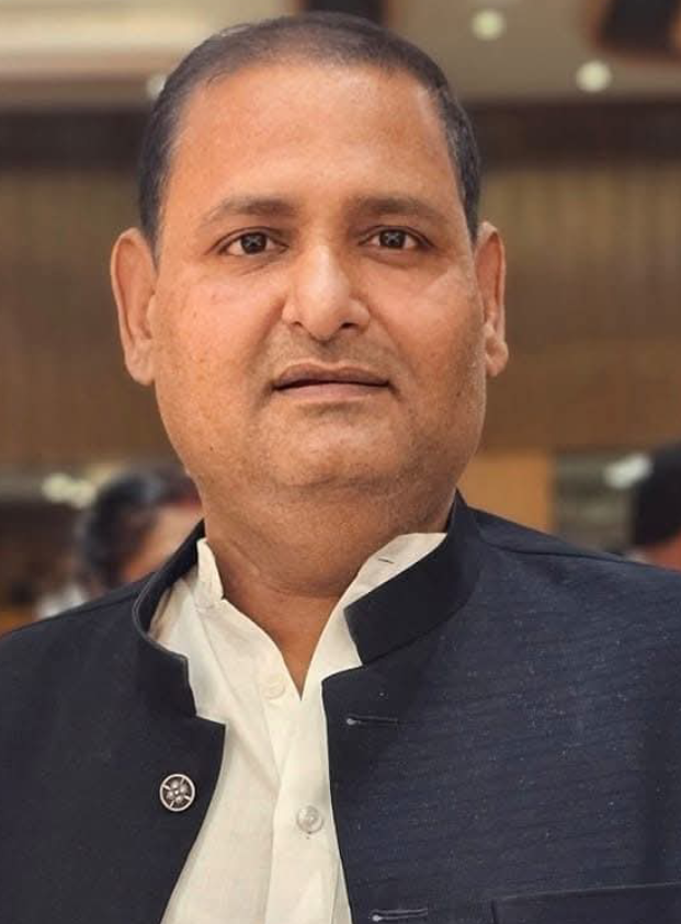 पूर्व मुख्यमंत्री भूपेश बघेल के काफिले पर असम में हुए पथराव और हमले की  जिला शहर कांग्रेस कमेटी के पूर्व अध्यक्ष रविंद्र सिँह ने निंदा की