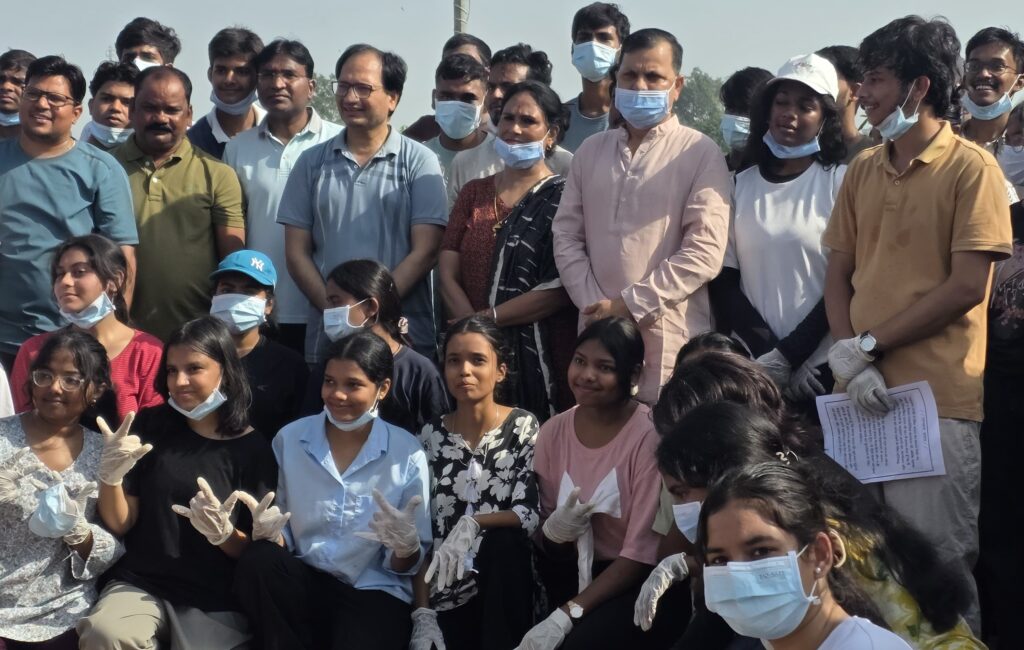 गांधी जयंती पर लोक उदय फाउंडेशन का ‘हमर अरपा : स्वच्छता अभियान’,400 से अधिक Helping Hands ने लिया हिस्सा, स्वच्छता के साथ जनजागरूकता का दिया संदेश