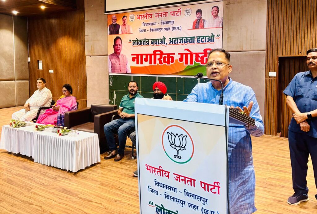 कुछ मुठ्ठी भर ताकतें देश में अराजकता फैलाने में लगी हुई है :अमर अग्रवाल
