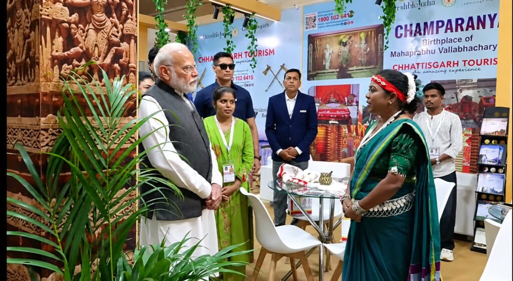 *प्रधानमंत्री  नरेंद्र मोदी से रूबरू हुईं छत्तीसगढ़ की महिला उद्यमी हीना