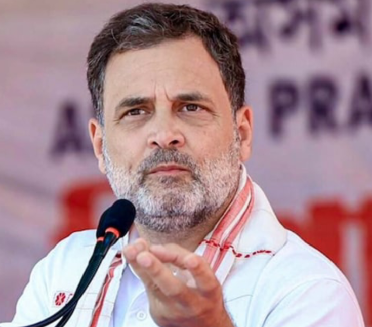 इधर खड़गे के बयान ने भाजपा खेमे में खलबली मचाई उधर राहुल गाँधी को कोर्ट ने मानहानि के मामले में बरी किया